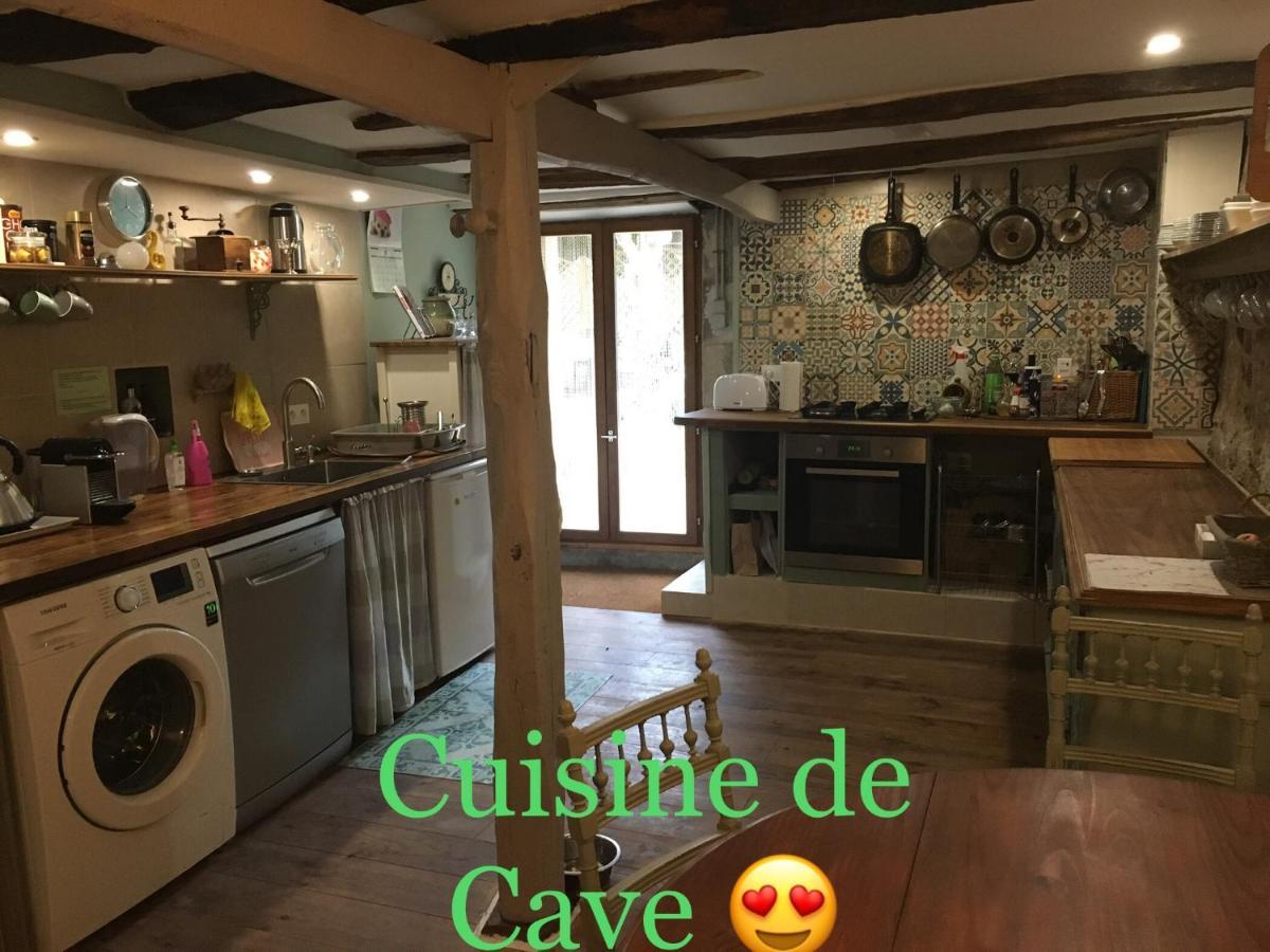 Maison La Roche Chambre D'Hotes Le Vigeant Zewnętrze zdjęcie