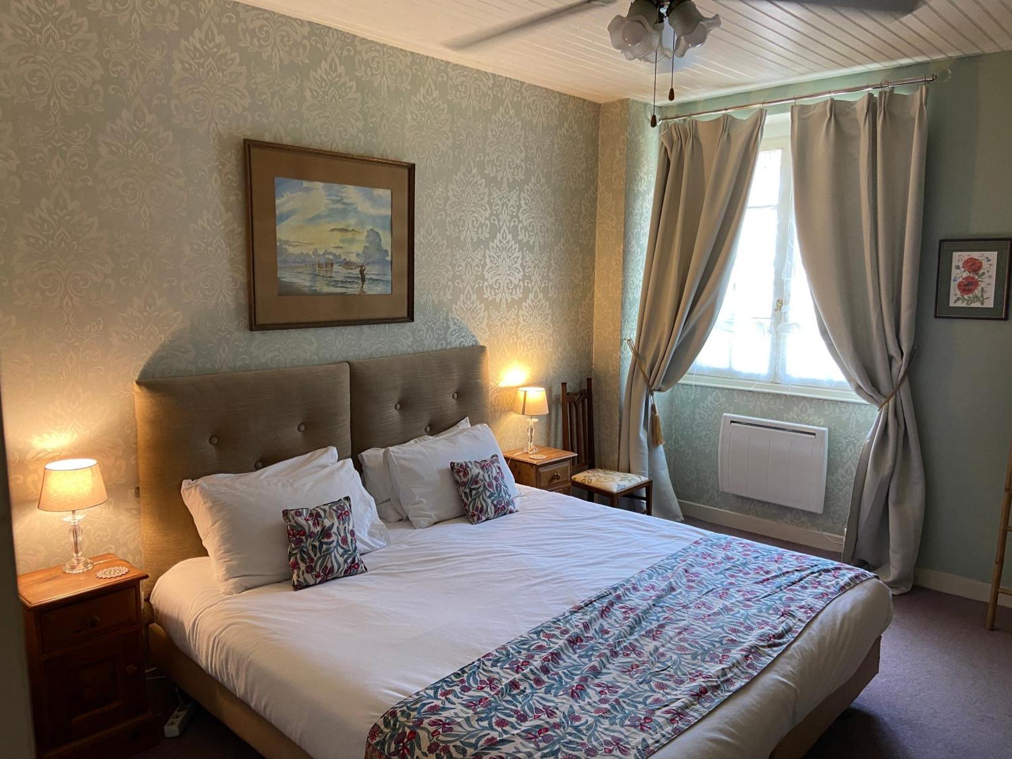Maison La Roche Chambre D'Hotes Le Vigeant Zewnętrze zdjęcie
